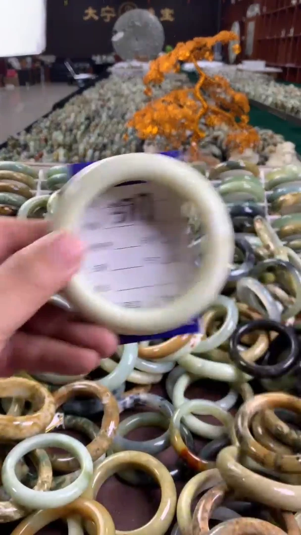 未镶嵌蛇纹石玉手镯3717