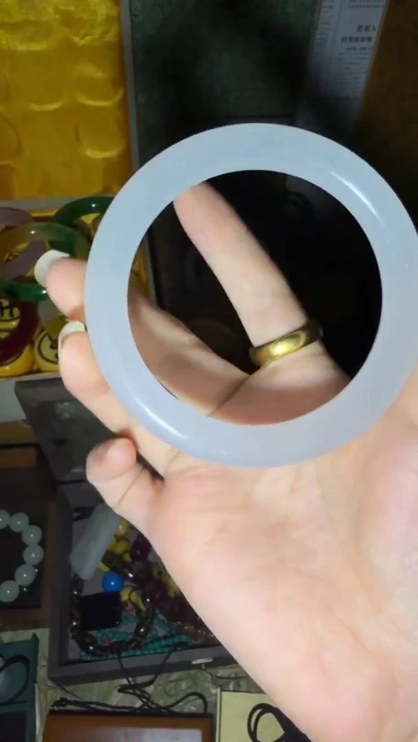 和田玉手镯未镶嵌闪购高端商品链接