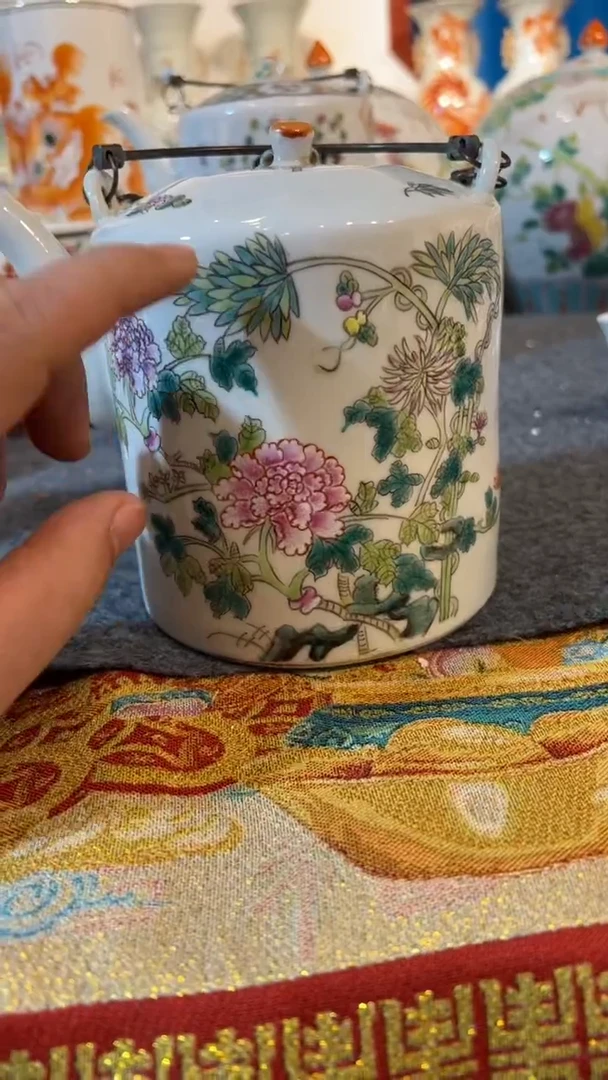 摆件瓷摆件瓷摆件四季花卉大水壶