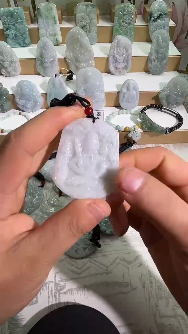 颈饰未镶嵌翡翠12/24   5