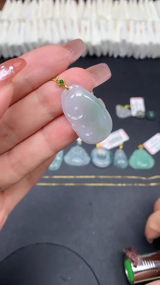 翡翠18K金镶嵌吊坠(不含链)MS186024