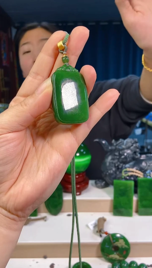【闪购商品】和田玉挂件未镶嵌1