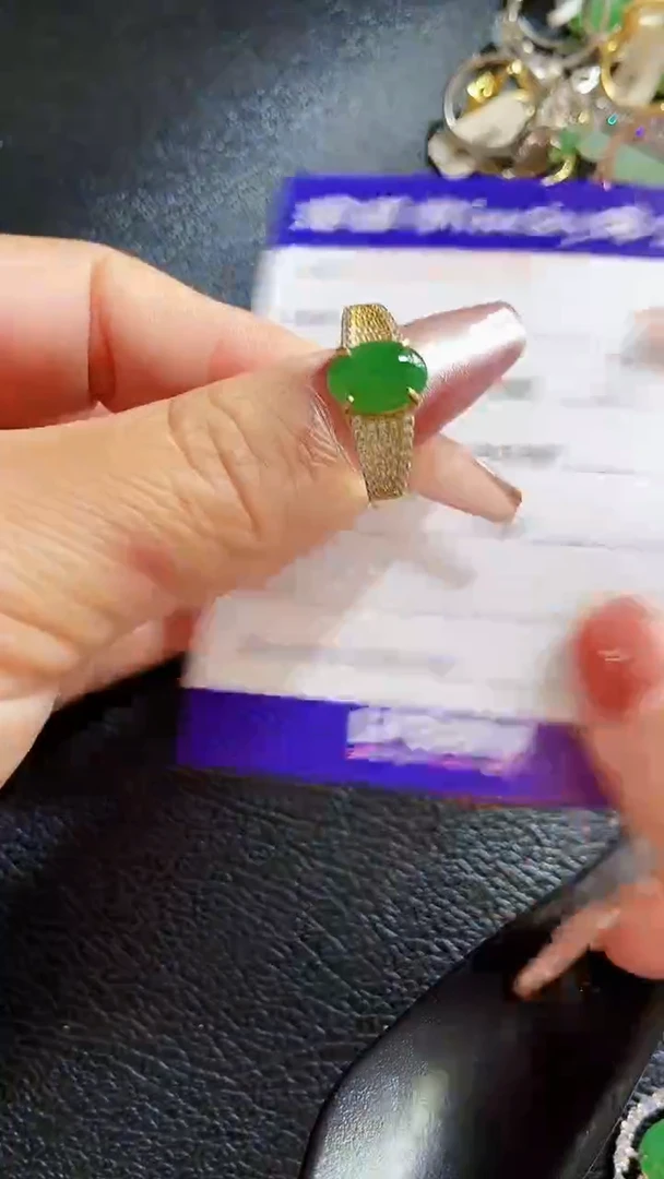 颈饰银S925镶嵌翡翠8223