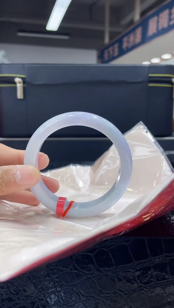 未镶嵌手镯翡翠16