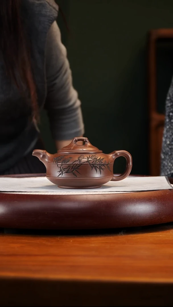 LJQ10百年宝珍紫泥双线竹鼓300cc