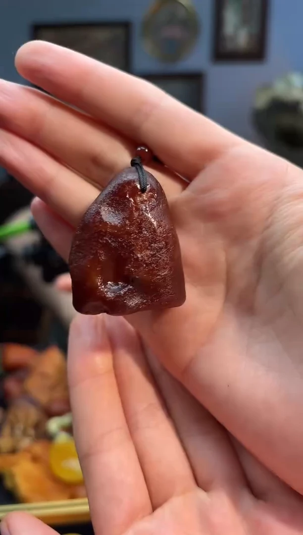 琥珀颈饰未镶嵌吊坠