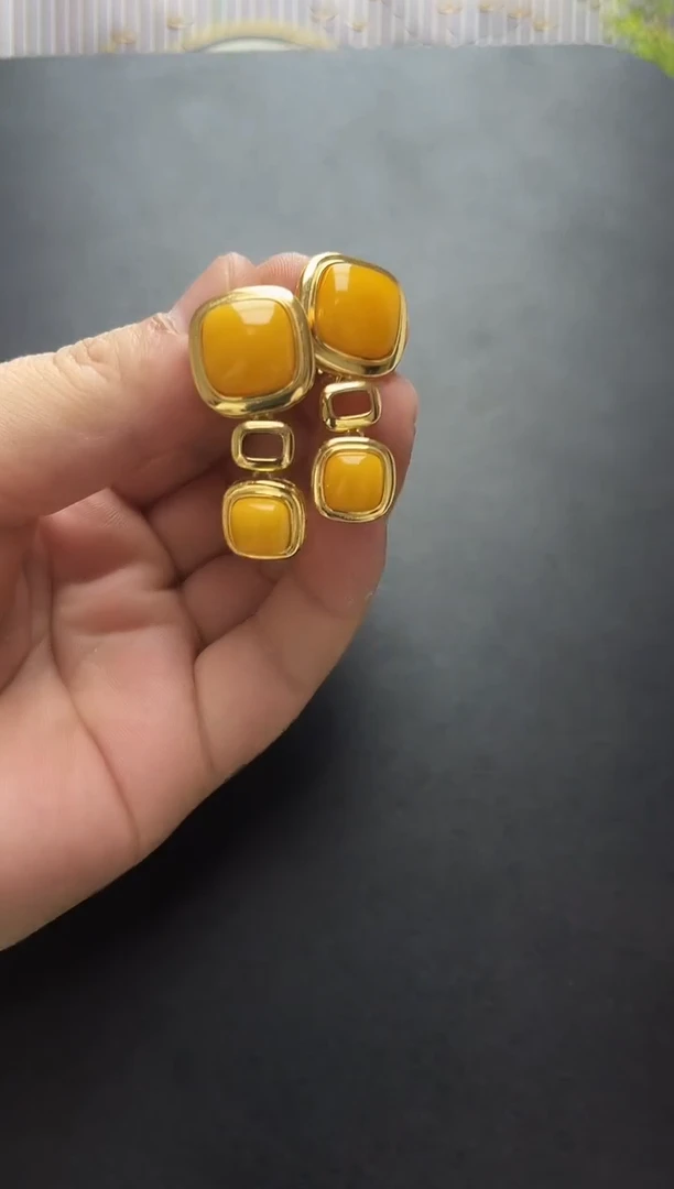 未镶嵌琥珀裸石蜜蜡耳坠