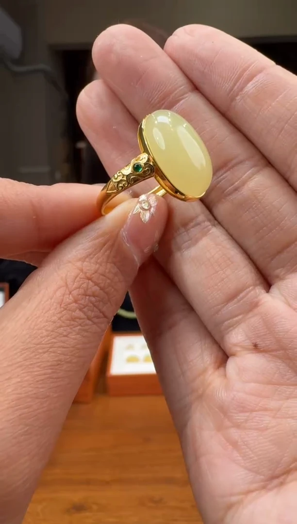 【闪购商品】和田玉15018K金镶嵌1.22冰冰