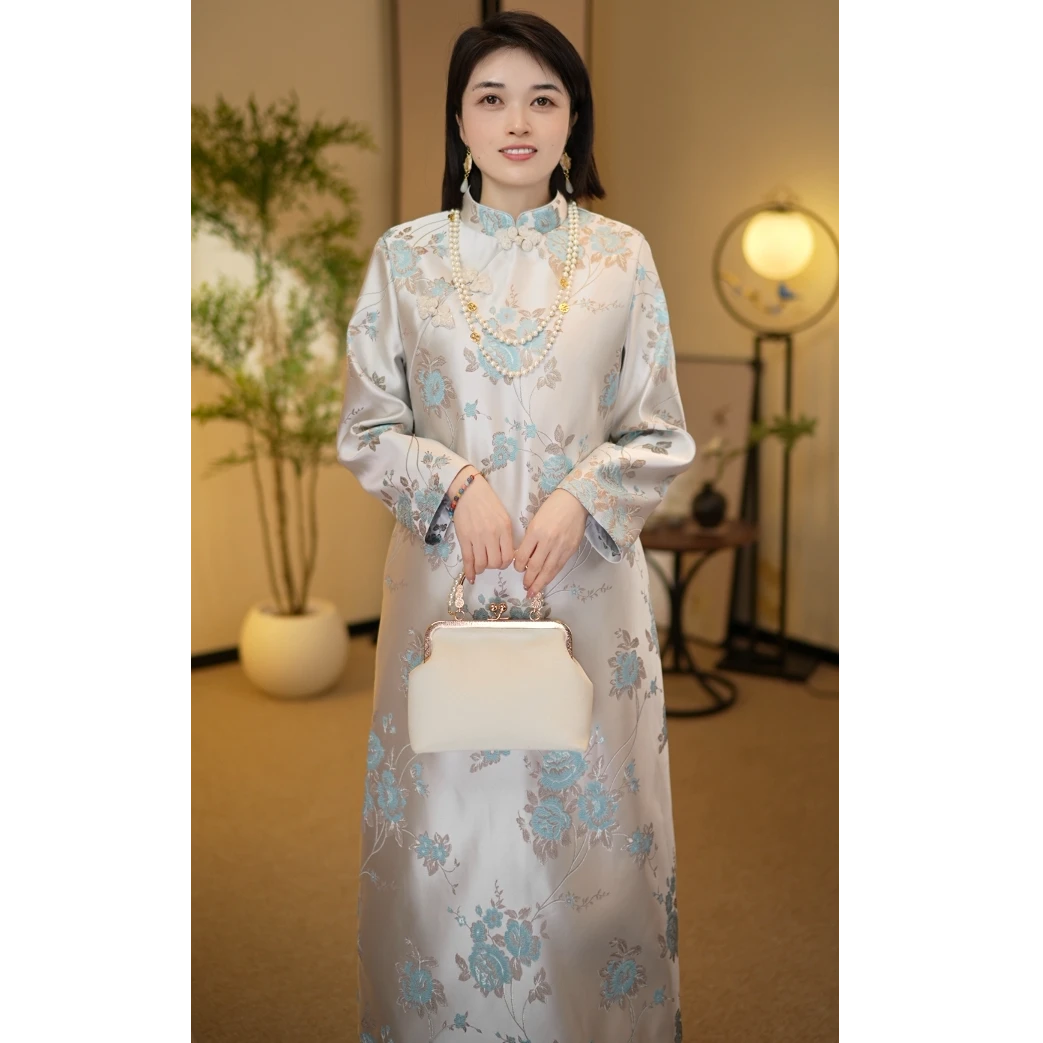 2024冬新款【梅花三弄】提花刺绣国风古韵提花刺绣改良旗袍HS24863