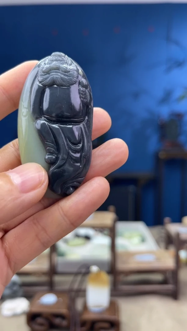 和田玉未镶嵌颈饰1