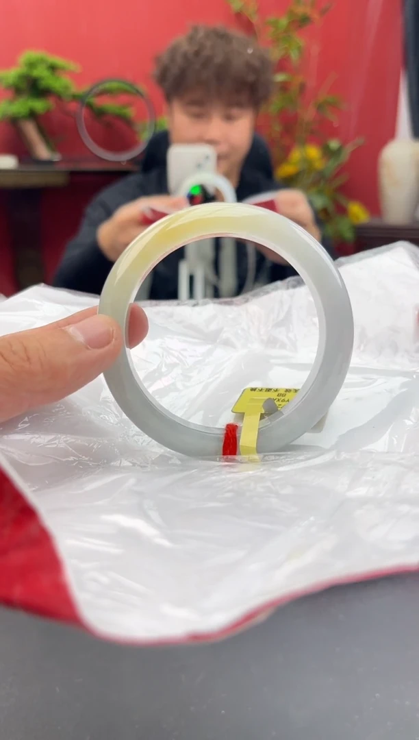 未镶嵌手镯翡翠5