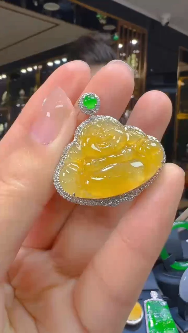 翡翠18K金镶嵌吊坠(赠链)111（多样性发其一）