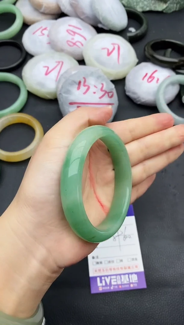 未镶嵌手镯石英质玉150+59/60