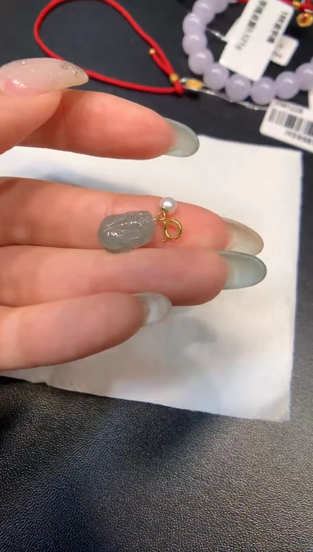 吊坠(不含链)18K金镶嵌翡翠貔貅