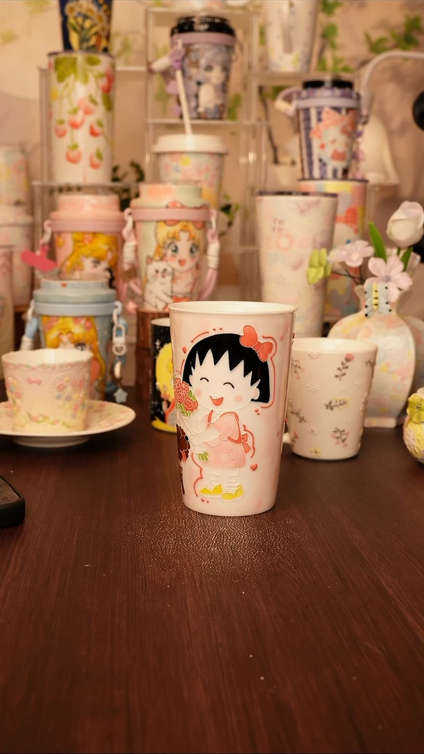 陶景德镇手绘的杯子