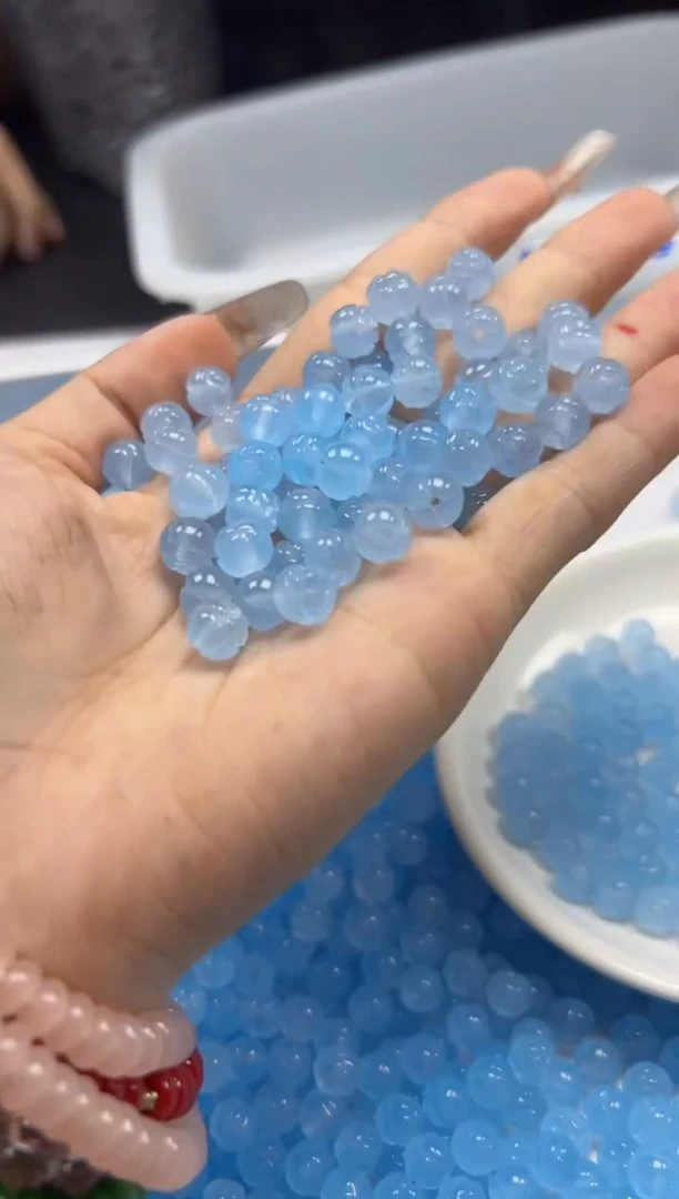 玛瑙/玉髓颈饰未镶嵌w1826海蓝宝莲花珠8mm*20颗