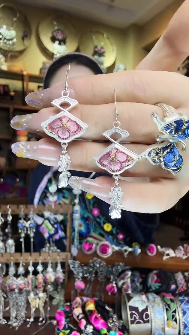 刺绣非遗刺绣民族风耳环