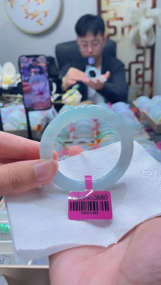 未镶嵌手镯翡翠215-52