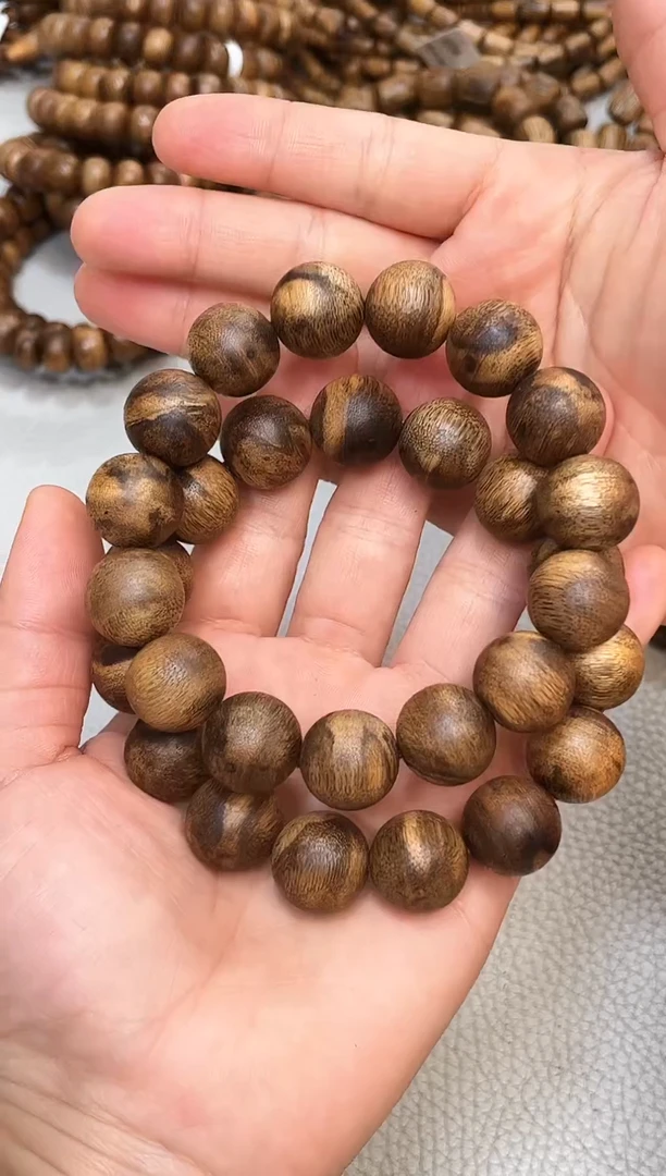 沉香手串奇楠圆珠留疤1.5单圈多样性发其一