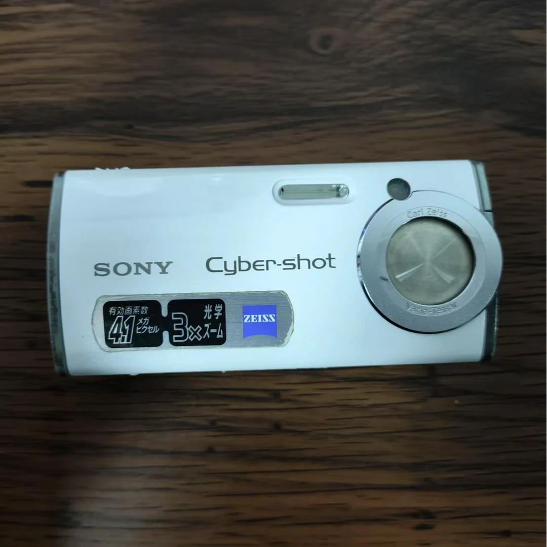 99新 Sony/索尼 L1 白色 420万像素