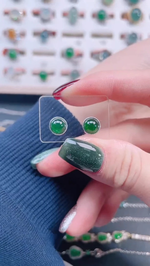 银S925镶嵌翡翠耳饰天然翡翠