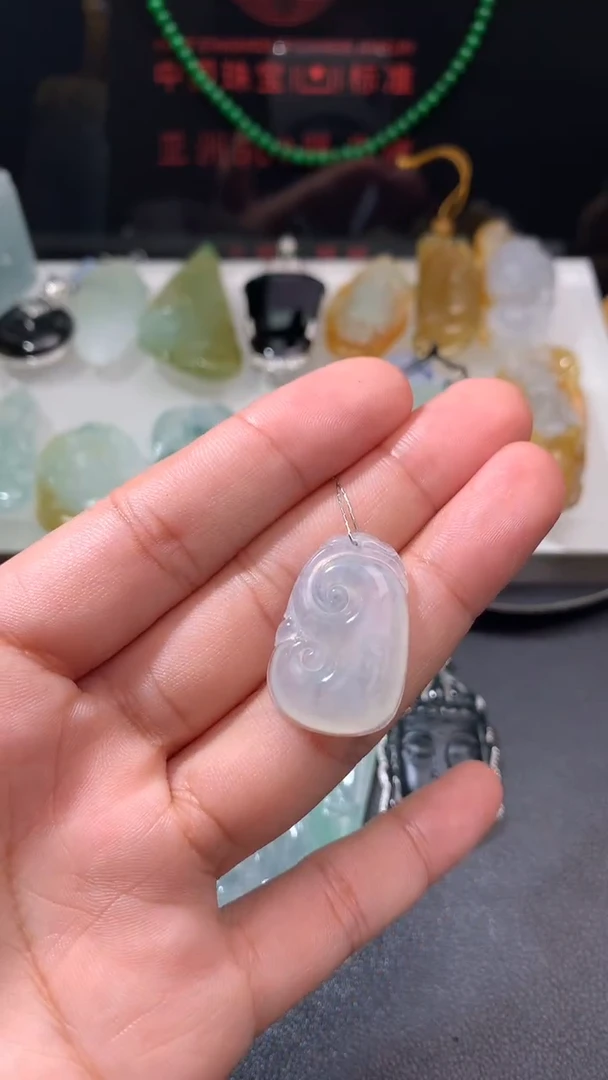 未镶嵌定制翡翠