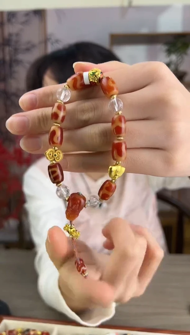 玛瑙/玉髓（覆膜）颈饰未镶嵌传世珠宝