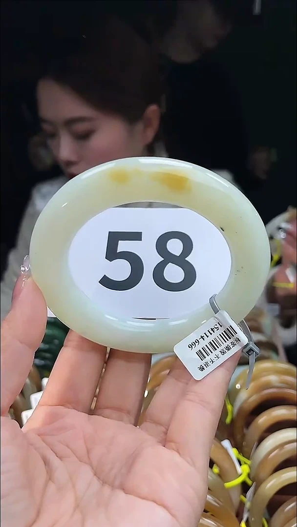 定制和田玉和田玉手镯