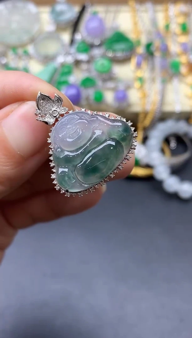 颈饰18K金镶嵌翡翠411-中国好珍宝