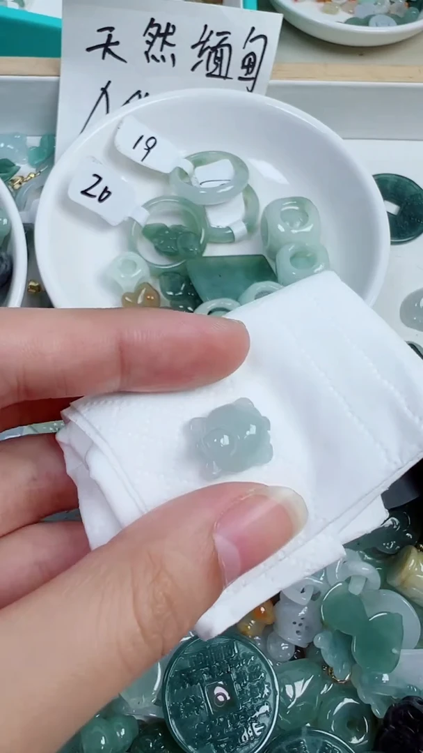 散珠翡翠214号链接，A货翡翠