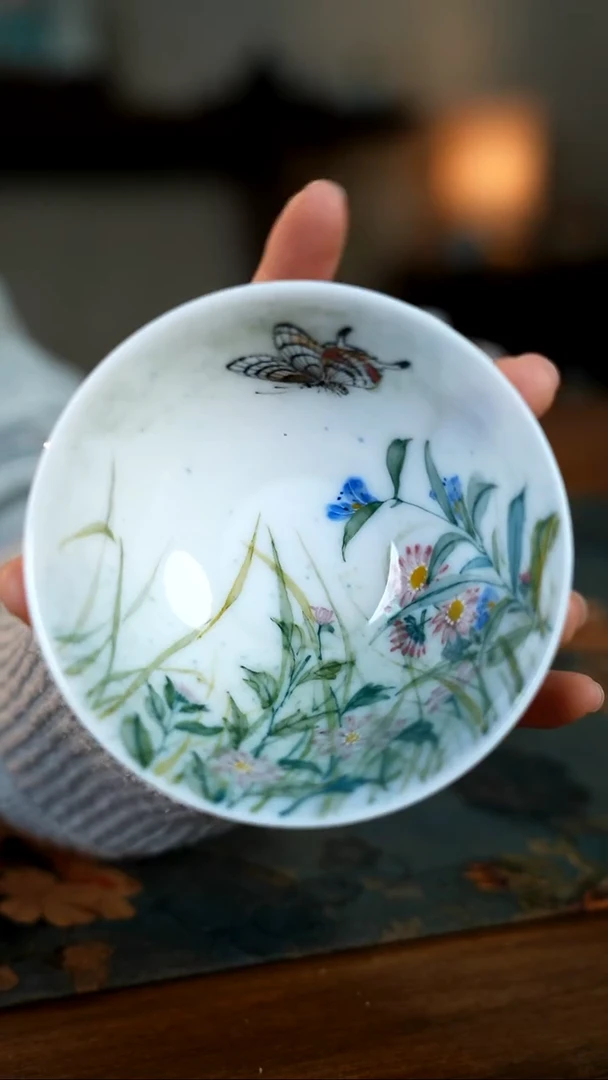 陶瓷一一一四-二四四