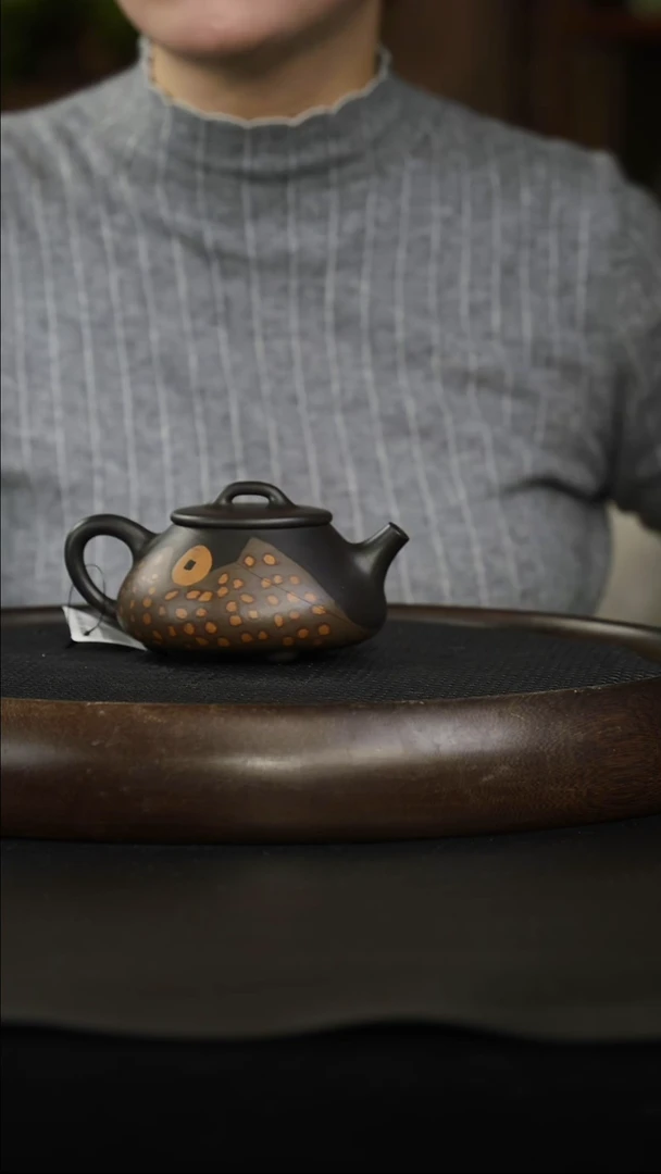 茶壶紫砂43 绞泥 金钱豹 平盖石瓢