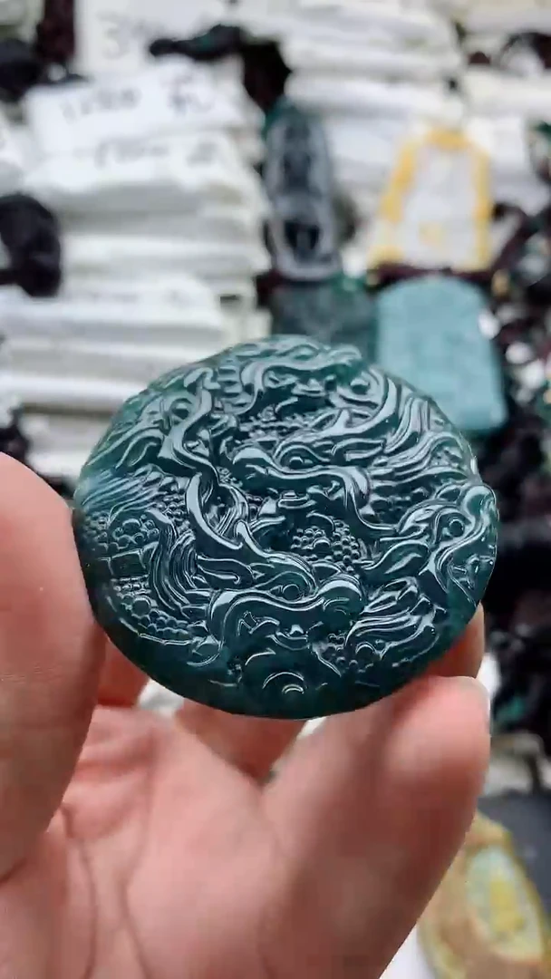 颈饰未镶嵌翡翠8