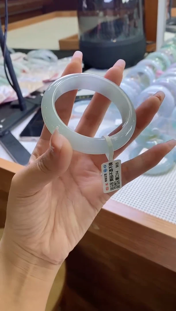 未镶嵌手镯翡翠正圈54圈口，29