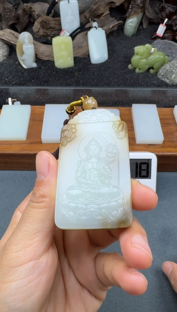 颈饰未镶嵌和田玉2