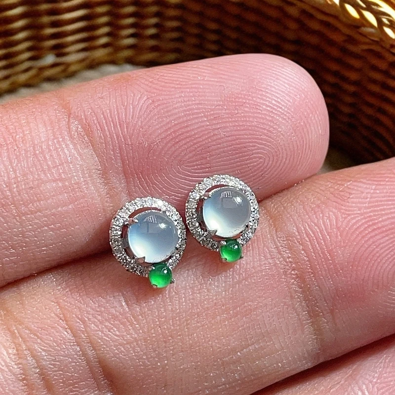 18K金天然翡翠A货-围钻冰蛋面耳钉耳饰K白1380