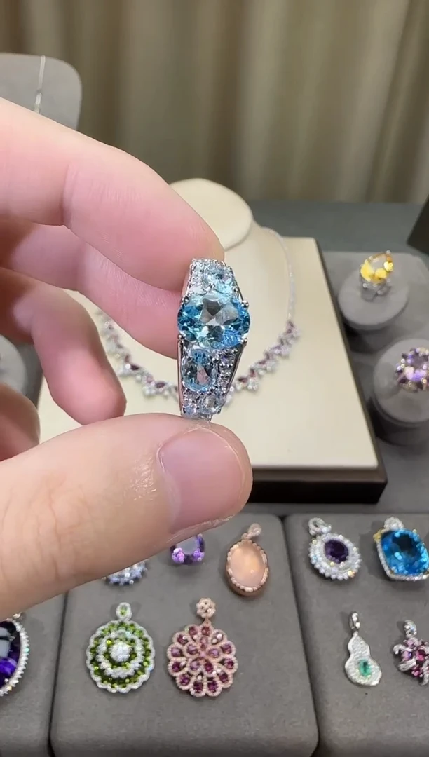 银S925镶嵌戒指托帕石9*7mm戒指排戒天空蓝