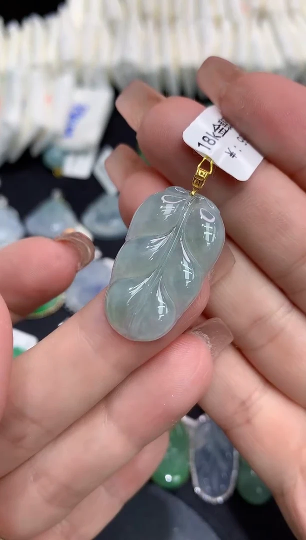 吊坠(不含链)18K金镶嵌翡翠11