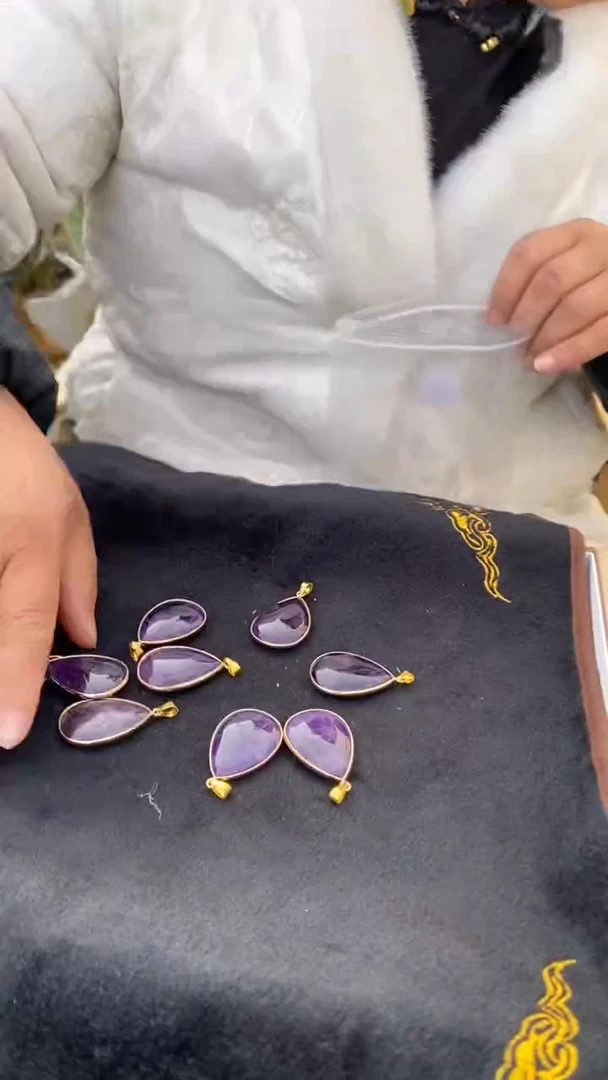 【闪购商品】紫晶吊坠未镶嵌紫晶水滴吊坠D952多样性发其一