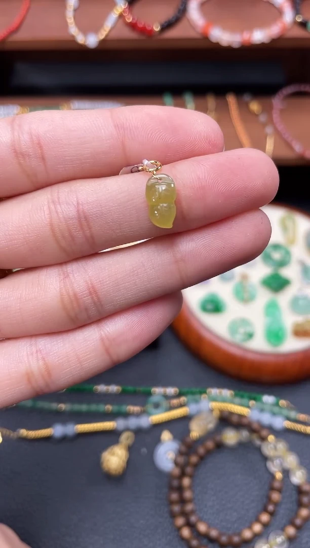 【闪购商品】翡翠吊坠(不含链)18K金镶嵌一个  JK418