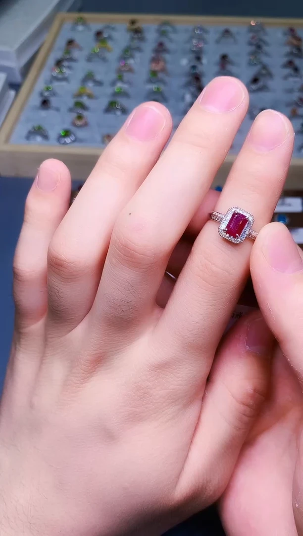 【闪购商品】红宝石戒指银S925镶嵌37-2