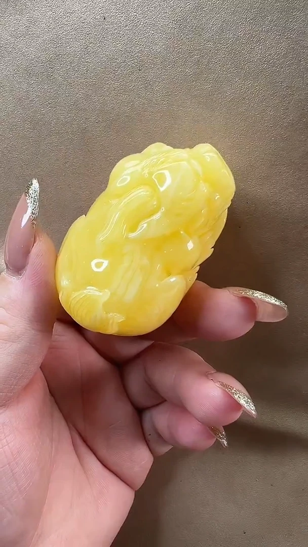 琥珀颈饰未镶嵌吊坠