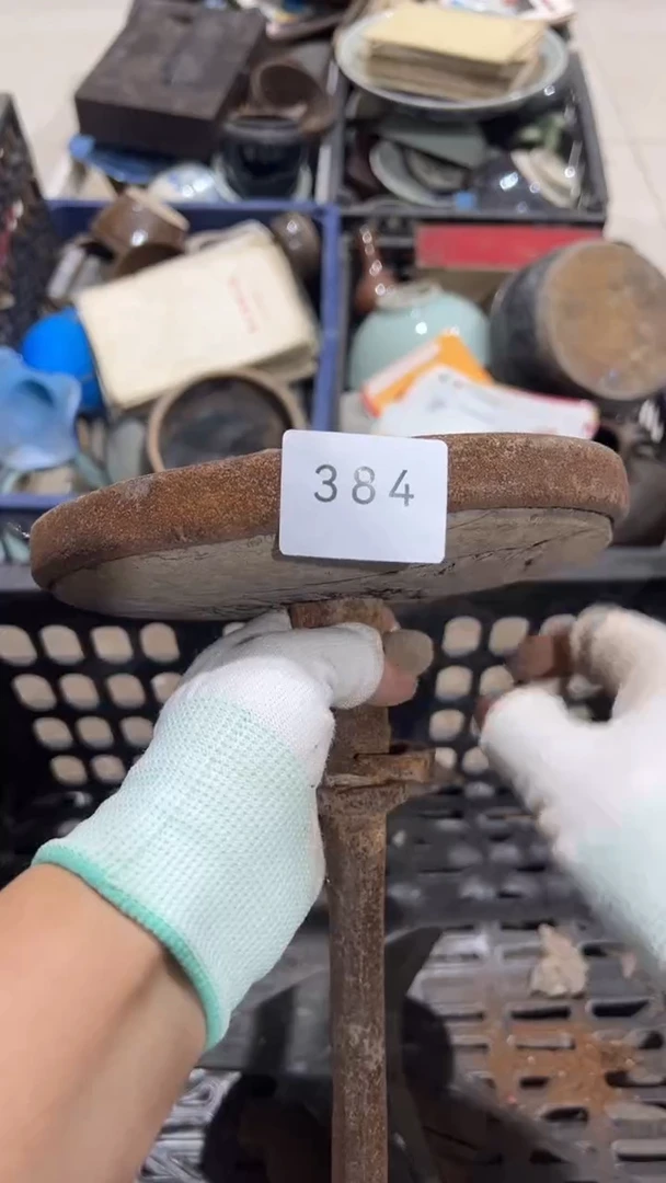 有机玻璃江**哥工艺品摆件0909384