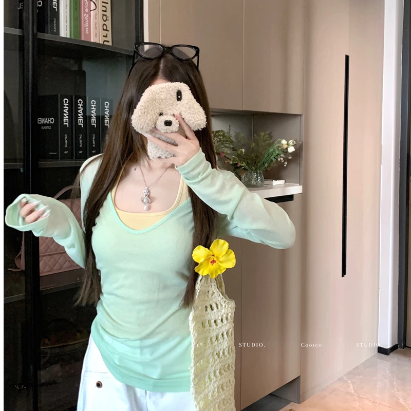 韩系绿色v领长袖T恤女装夏季叠穿吊带两件套修身轻薄防晒罩衫上衣