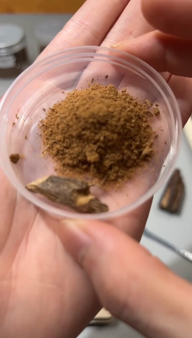 手把件沉香禅柬埔寨菩萨棋小料0.5g