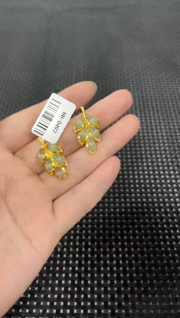 和田玉18K金镶嵌颈饰（多样性发一件）0492