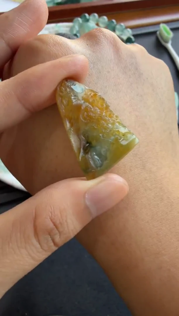 未镶嵌定制翡翠山水