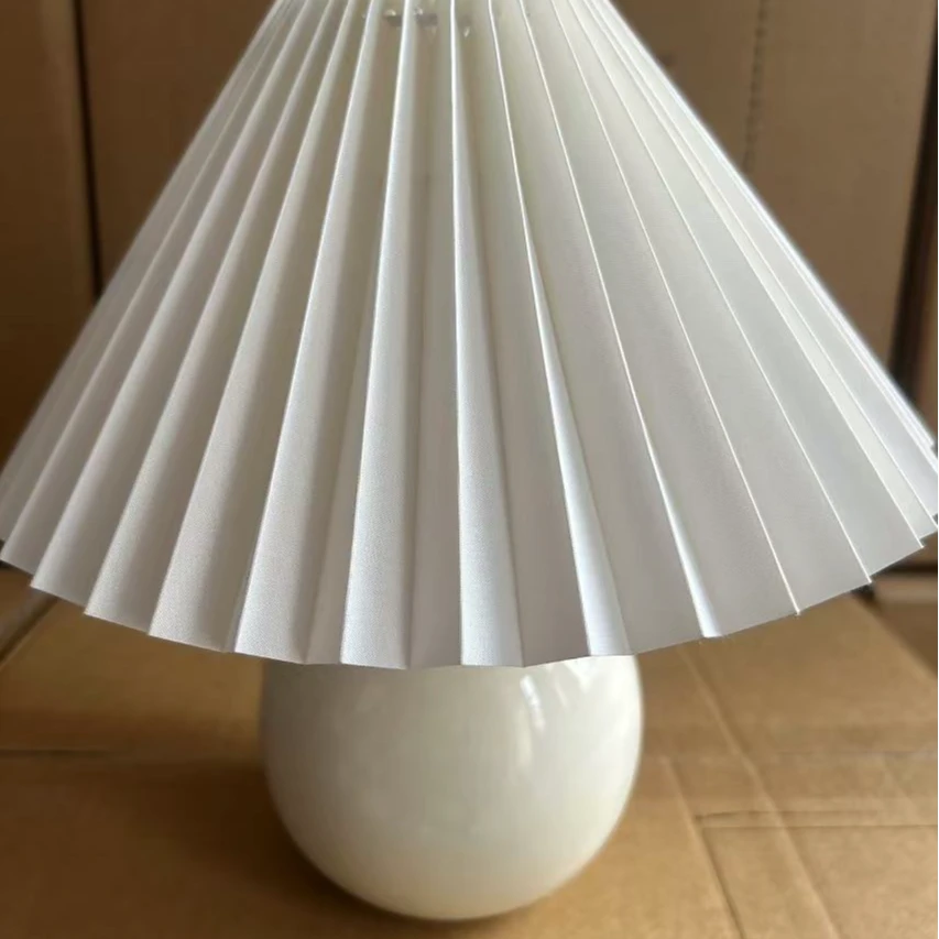 ly台灯网红北欧ins风少女温馨高端百褶小夜灯