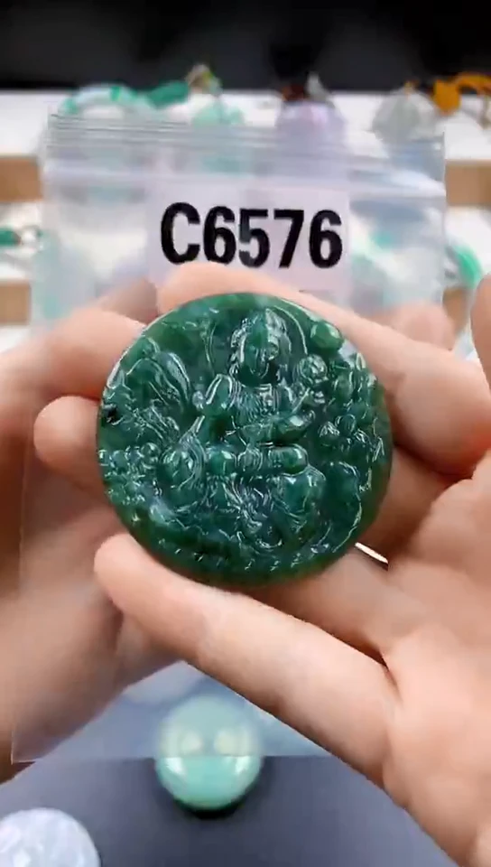 颈饰未镶嵌翡翠天然翡翠吊坠挂件