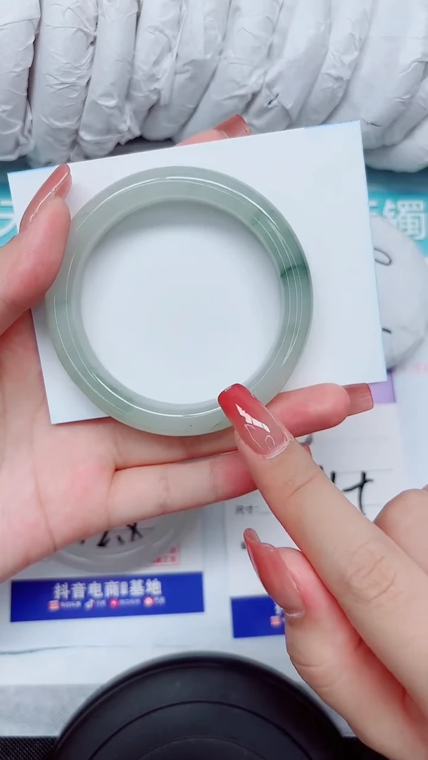 石英质玉手镯未镶嵌28-54